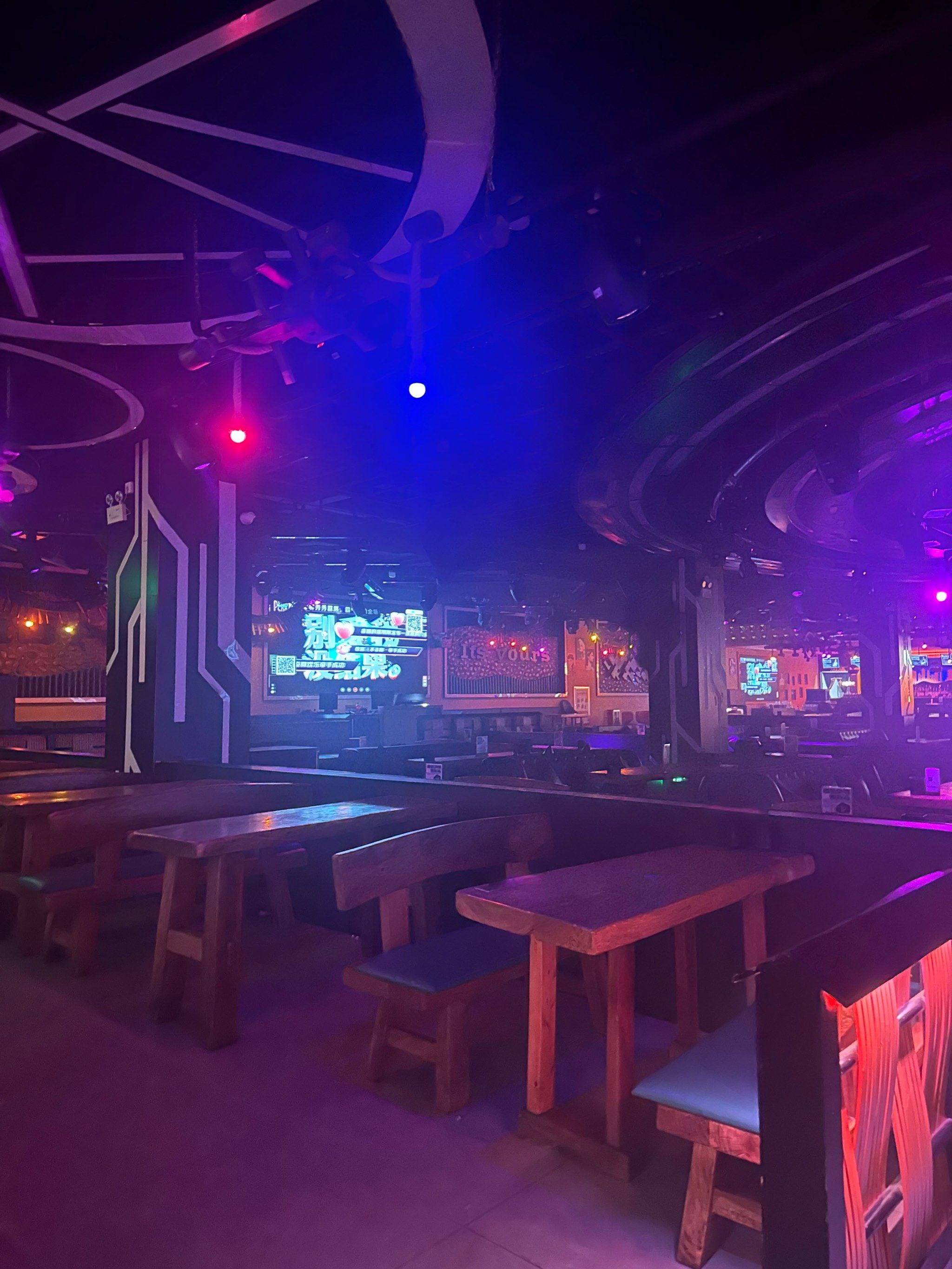 金昌商务ktv价格及商务ktv怎么算解析-金川区ktv预定